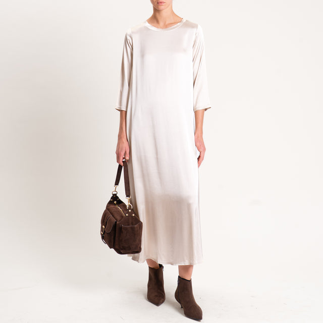 Tensione in-Abito satin elasticizzato con tasche - sand