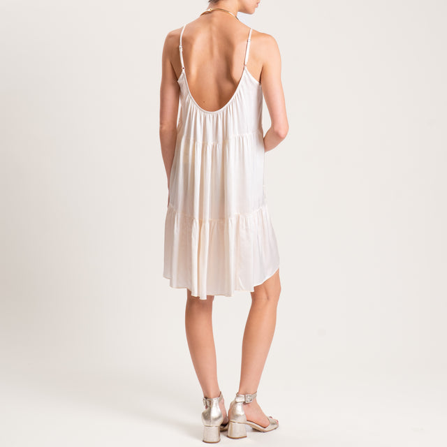 Vestido de satén con volantes y tirantes ajustables - color mantequilla