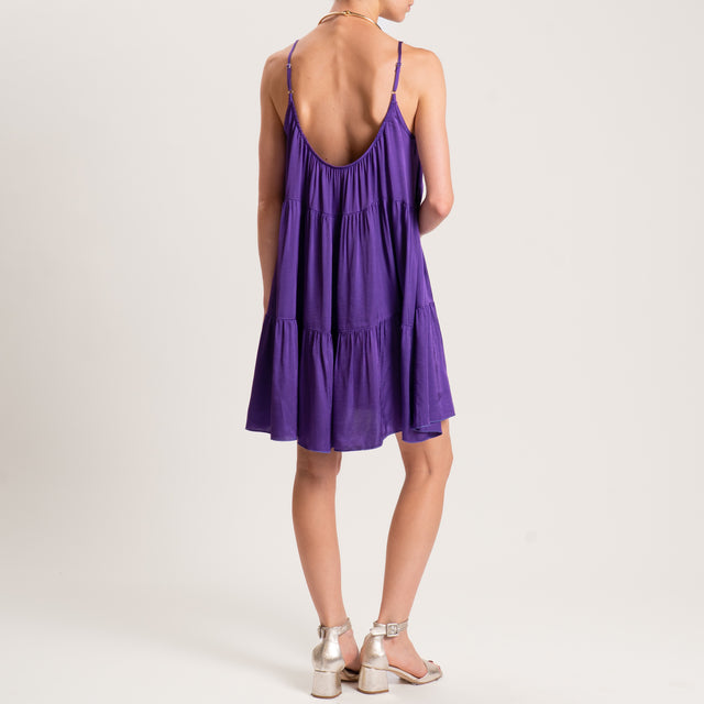 Vestido de satén con volantes y tirantes ajustables - berenjena
