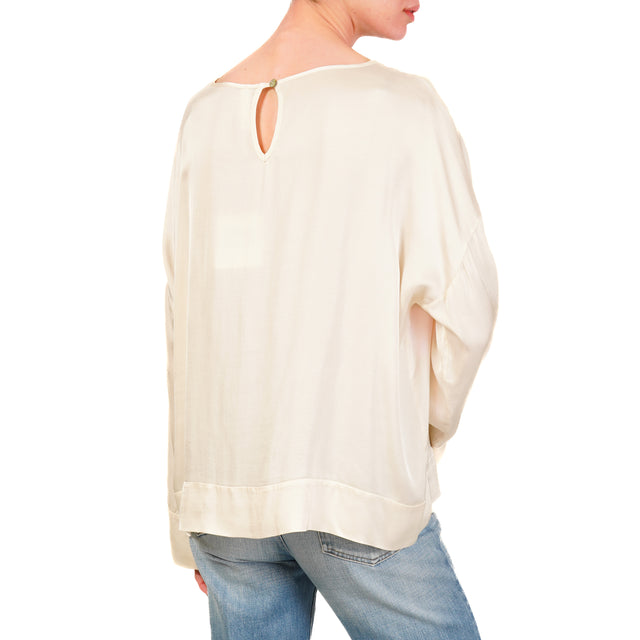 Tensione in-Blusa satin bottone dietro - burro