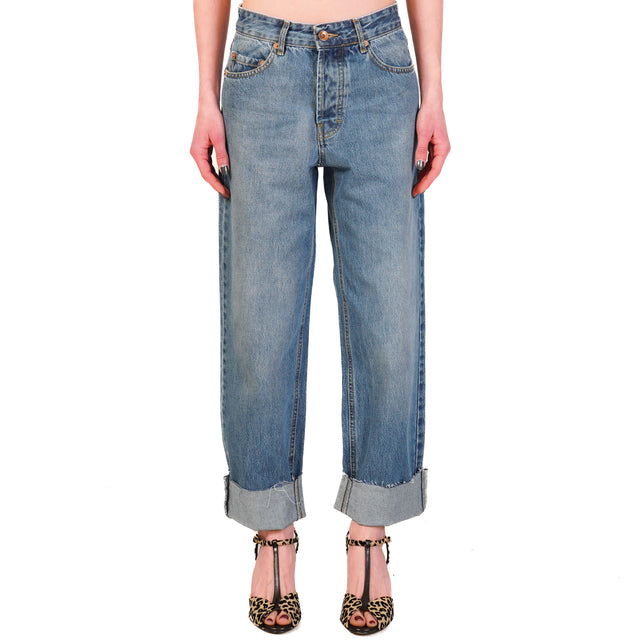 Jeans holgados de corte sin rematar con tensión - denim