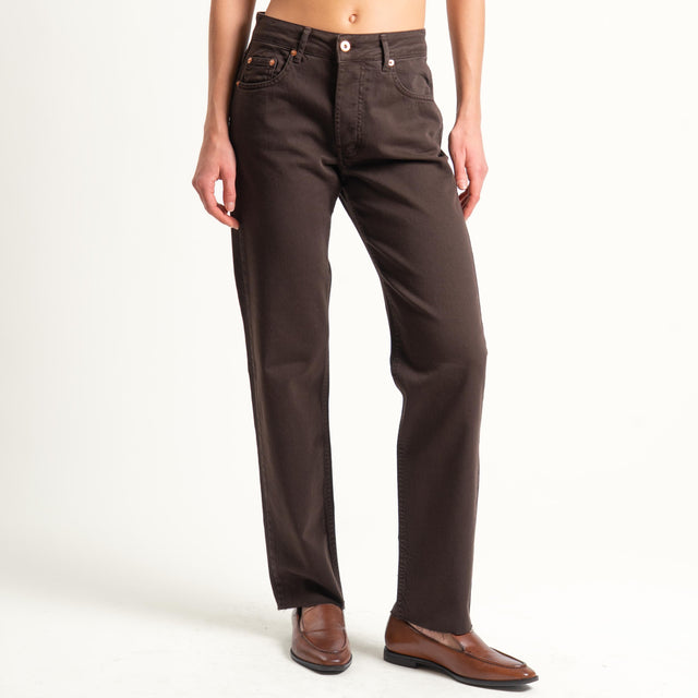 Tensione in-Jeans 5 tasche taglio vivo - moro