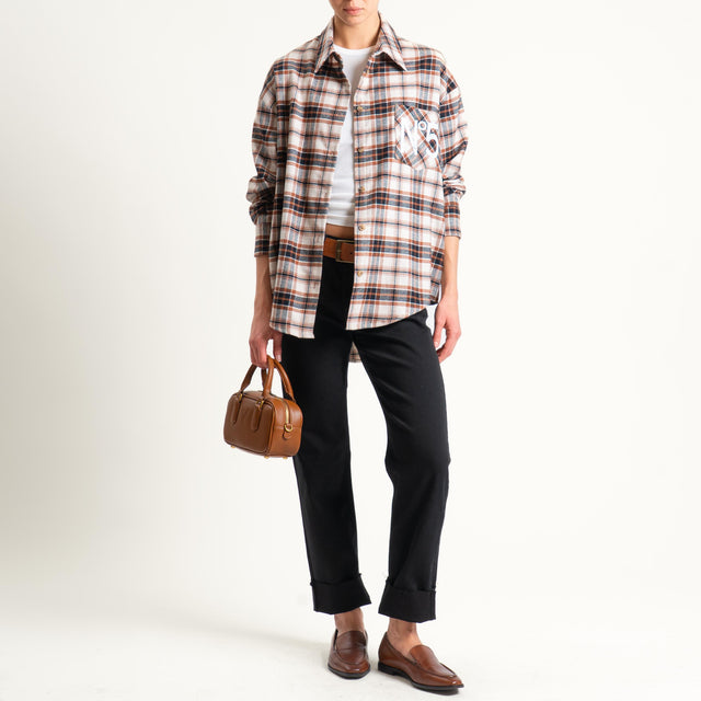Tensione in-Jeans 5 tasche taglio vivo - nero