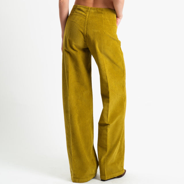 Tensione in-Pantalone velluto 500 righe tasche davanti - olio