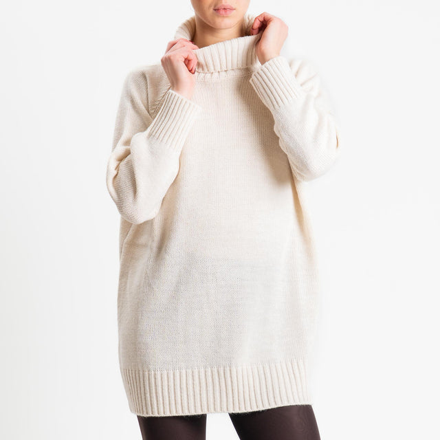 Tensione in-Maxi maglia collo alto misto lana - burro