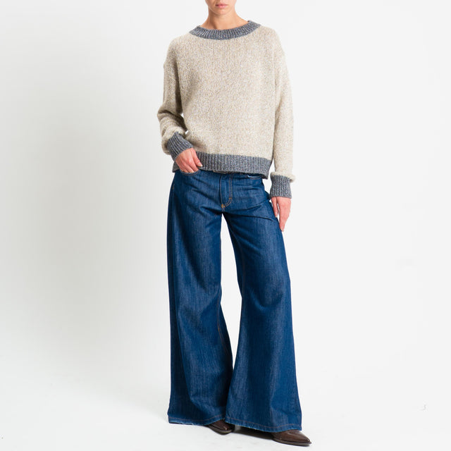 Tensione in-Maglia lurex misto alpaca - burro/piombo