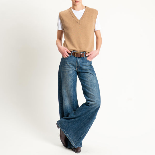 Tensione in-Maglia smanicata misto cashmere - camel