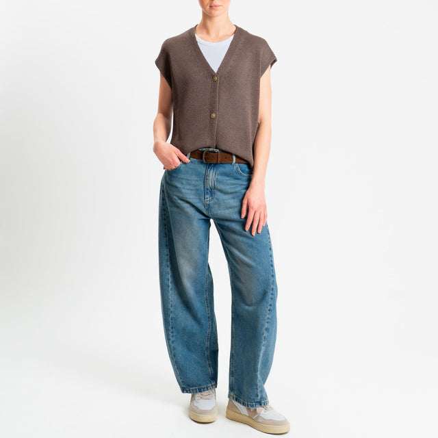 Tensione in-Gilet in maglia tre bottoni - moro