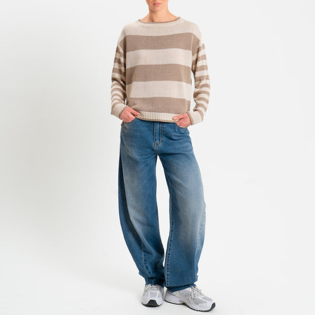 Tensione in-Maglia scatola a righe - ecru/taupe