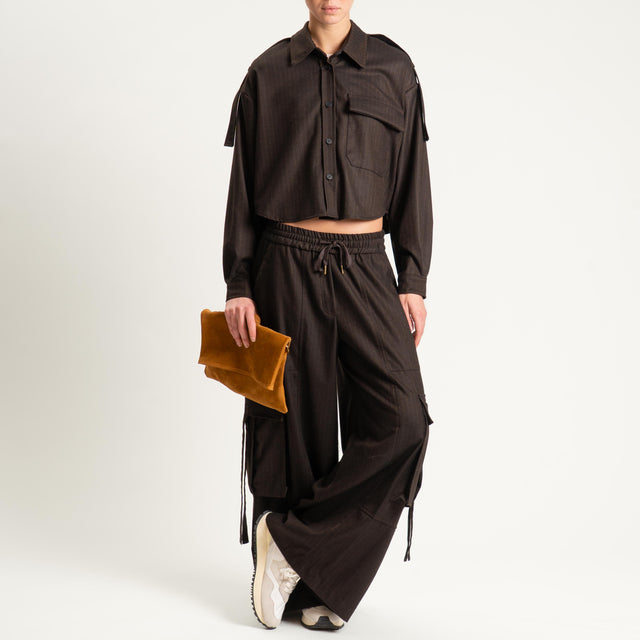 Tensione in- Pantalone cargo gessato - moro