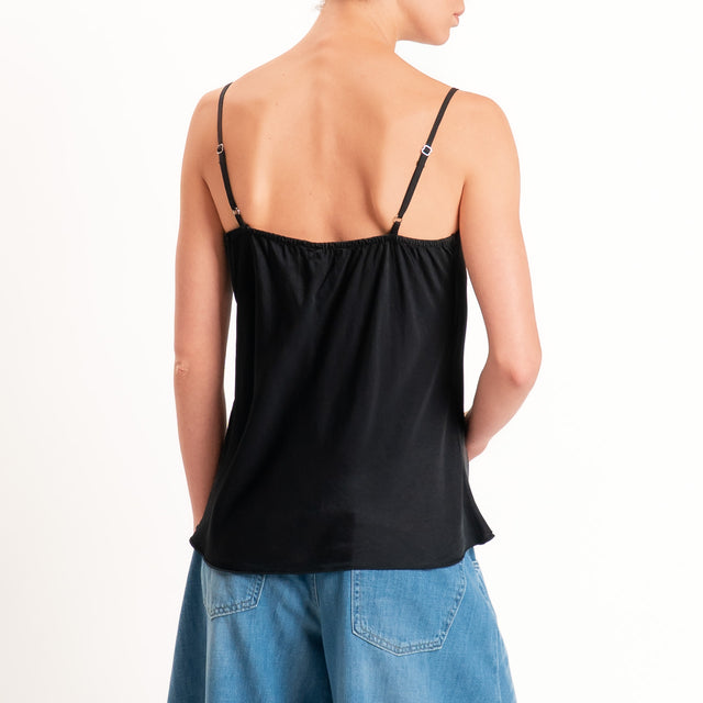 Tensione in-Top satin doppio scollo v - nero