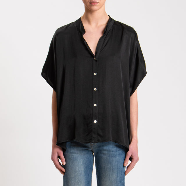 Tensione in-Camicia satin manica scesa - nero