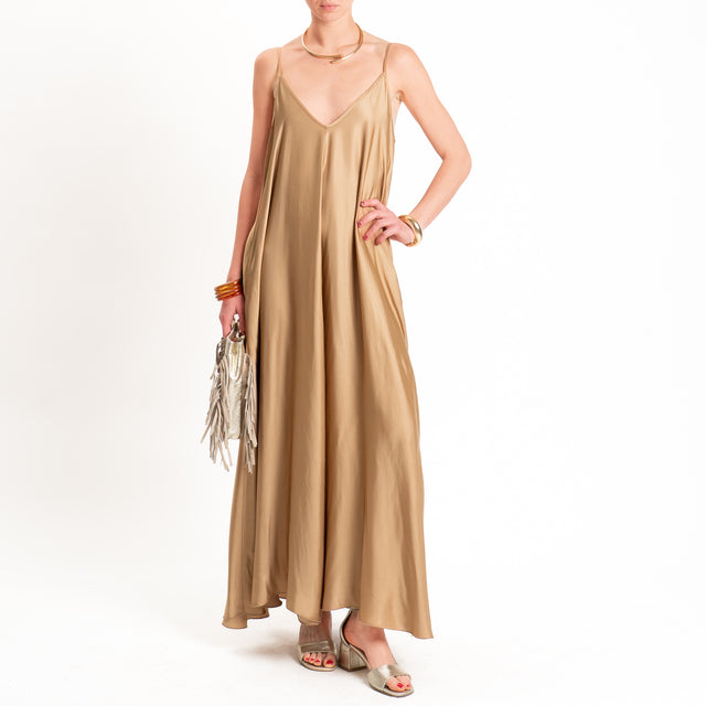 Tensione in-Abito satin svasato con tasche - desert