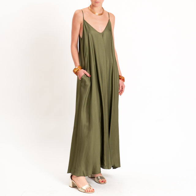 Tensione in-Abito satin svasato con tasche - militare