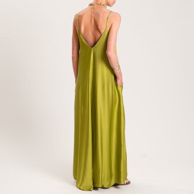 Tensione in-Abito satin svasato con tasche - pistacchio