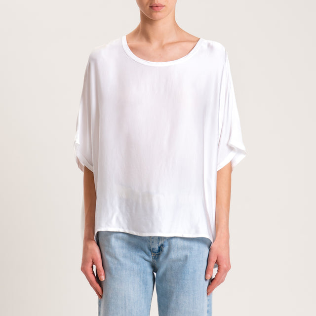 Tension in-Blusa de satén con mangas caídas - leche