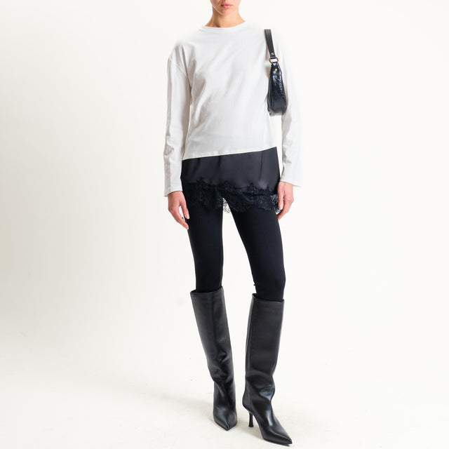 Tensione in-T-shirt doppio tessuto con pizzo - bianco/nero