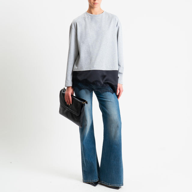 Tensione in-T-shirt doppio tessuto con pizzo - grigio/nero