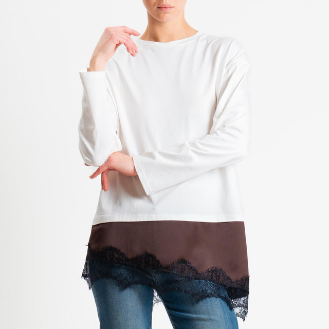 Tensione in-T-shirt doppio tessuto con pizzo - bianco/cioccolato