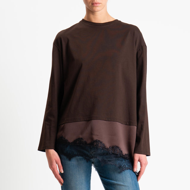 Tensione in-T-shirt doppio tessuto con pizzo - cioccolato/cioccolato