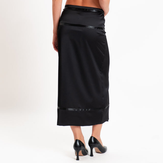 Tensione in-Gonna portafoglio in satin - nero