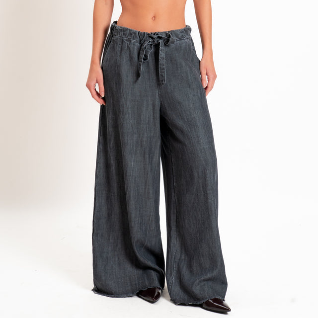 Tensione in-Pantalone chambray sfrangiato con coulisse - denim grigio