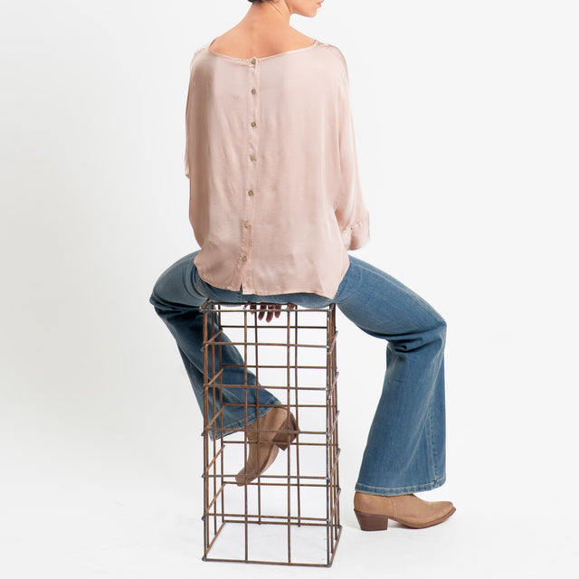 Tensione in-Blusa satin bottoni dietro - rosa