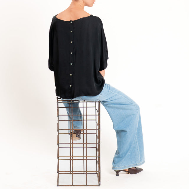 Tensione in-Blusa satin bottoni dietro - nero