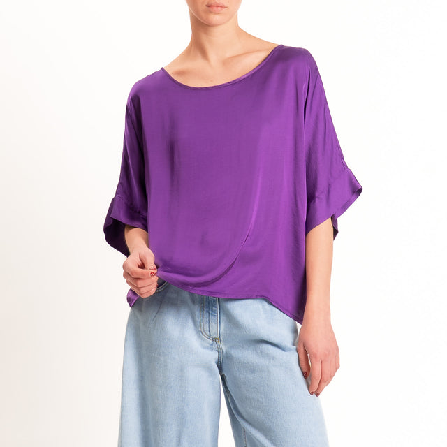 Tensione in-Blusa satin bottoni dietro - viola