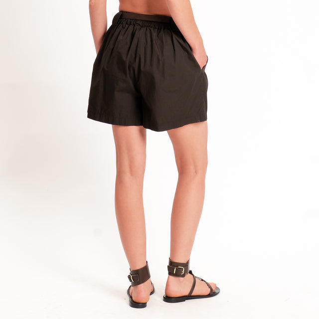 Tensione in-Shorts con pinces elastico in vita - caffe'