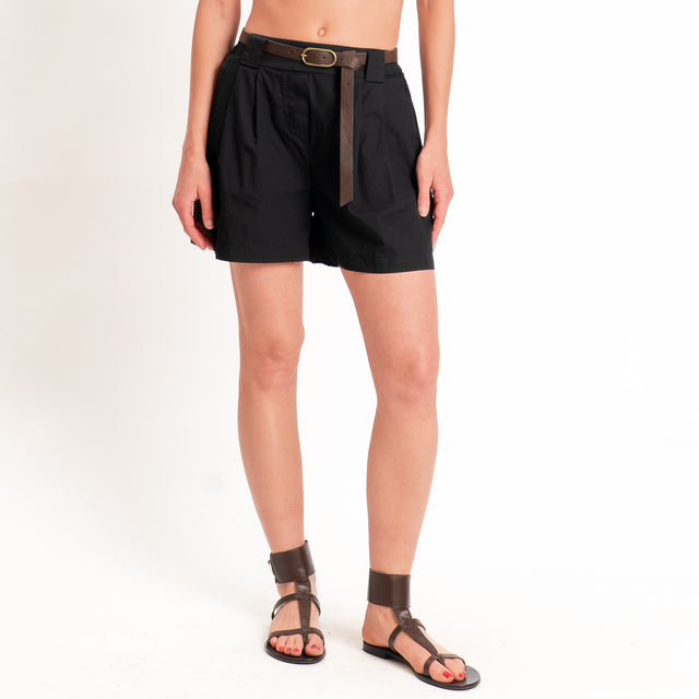 Tensione in-Shorts con pinces elastico in vita - nero