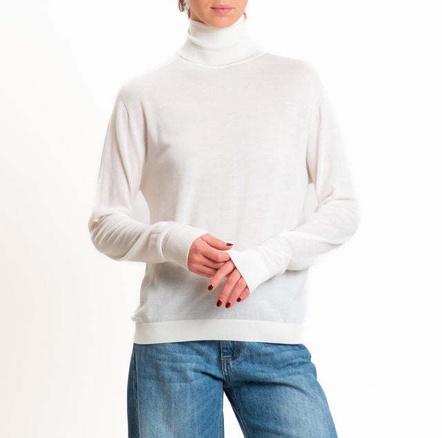 Tensione in-Maglia collo alto 100% LANA MERINO - panna