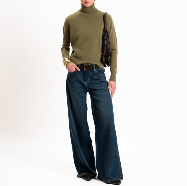 Tensione in-Maglia 100% LANA SOFT collo alto - militare