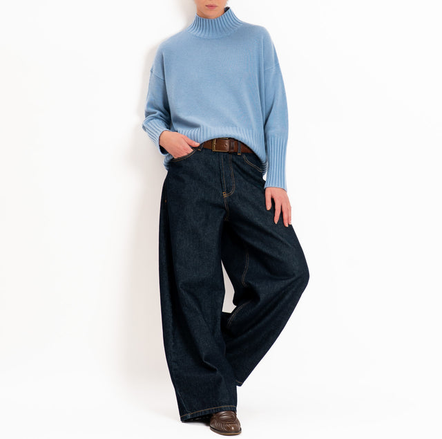 Tensione in-Maglia collo cratere 100% LANA SOFT - celeste