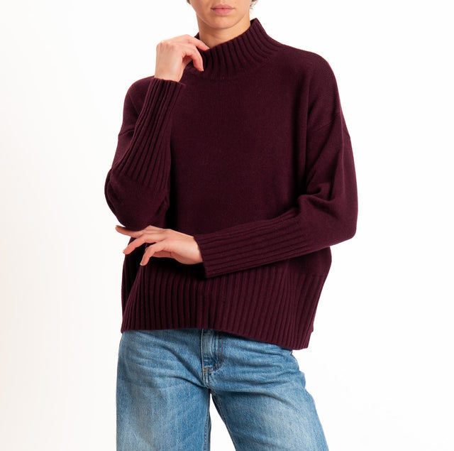 Tensione in-Maglia collo cratere 100% LANA SOFT - vino