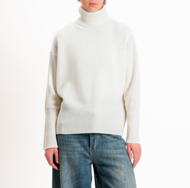 Tensione in-Maglia collo alto 100% LANA SOFT DOPPIO FILO - panna