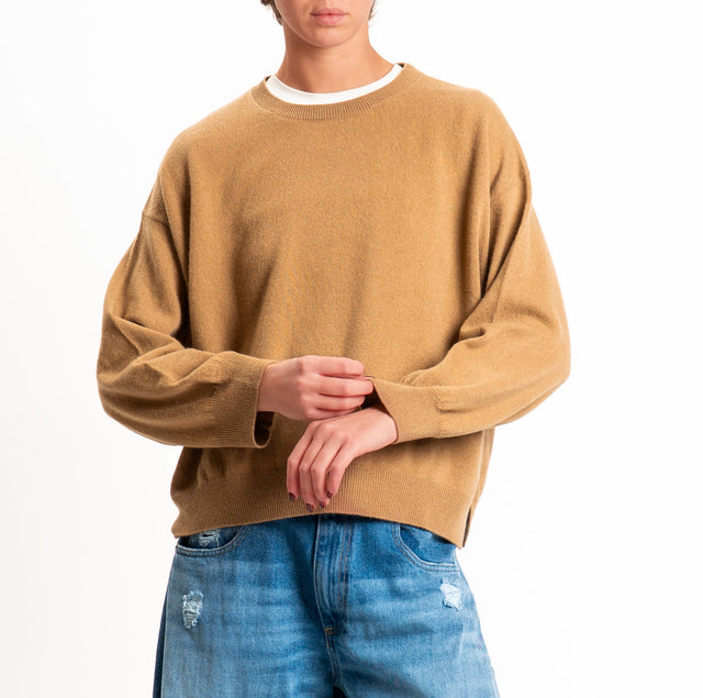 Tensione in-Maglia 100% LANA SOFT spacchi laterali - cammello