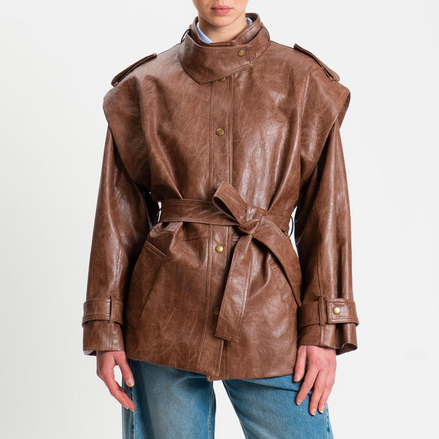 Tensione in-Giacca similpelle invecchiata - tabacco