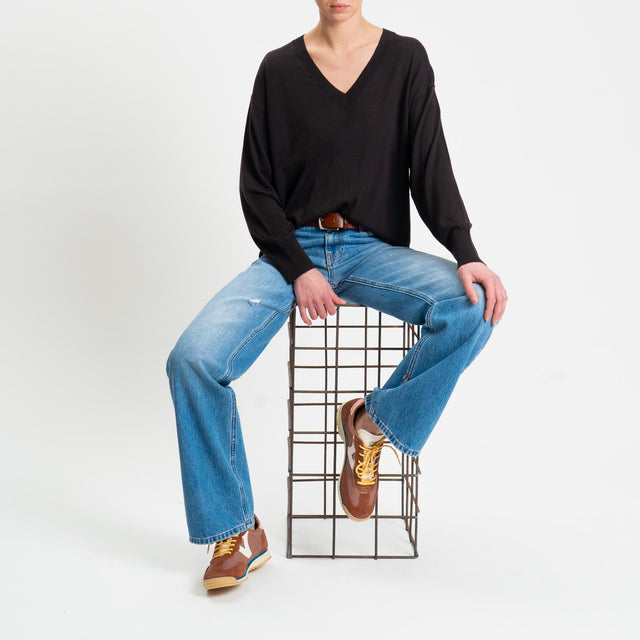 Tensione in-Maglia scollo v 100% LANA MERINO - cioccolato