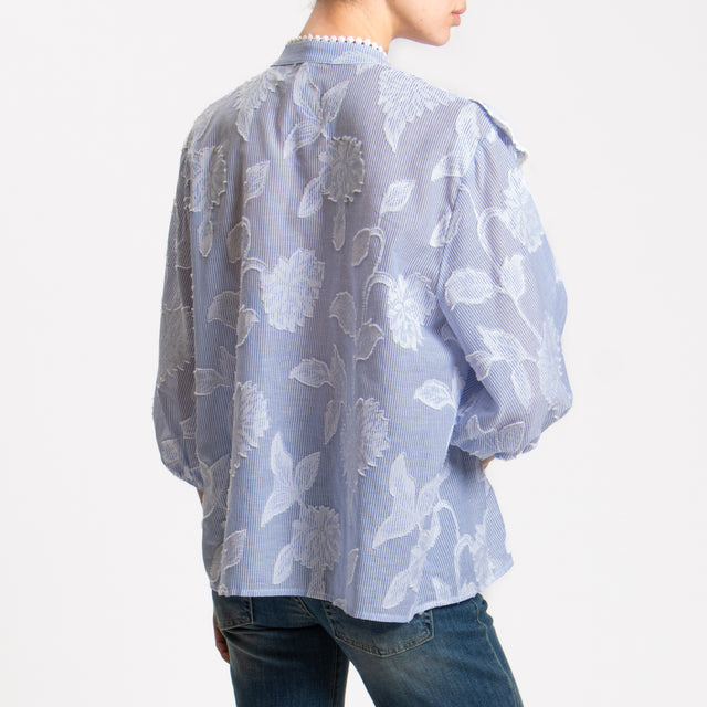 Tensione in-Camicia mussola scollo v con ricami - celeste/bianco