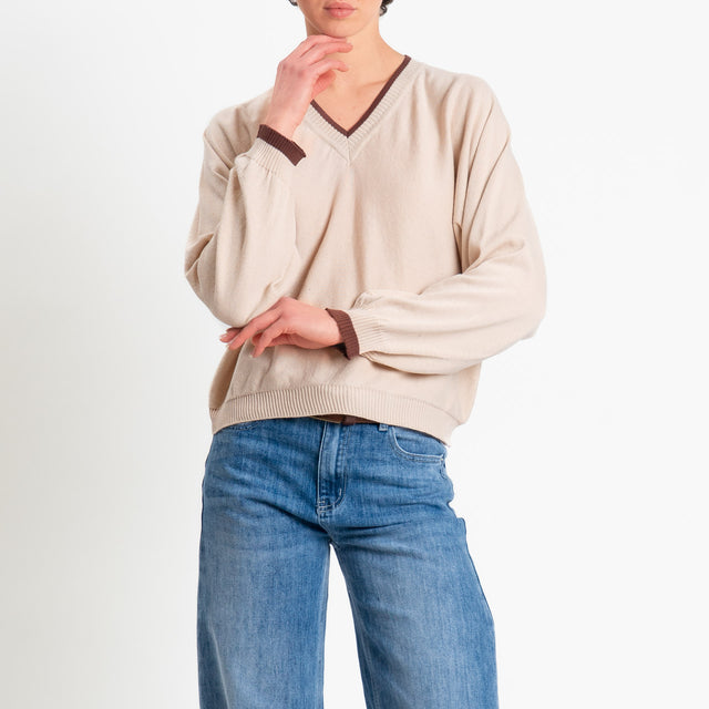 Tensione in-Maglia scollo a v over in cotone - beige/brown