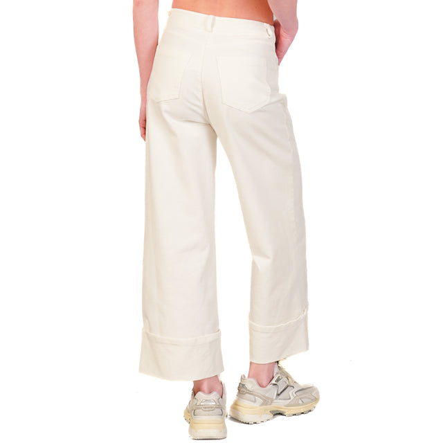Pantalón elástico de talle alto con puños y cierre de presión - color leche