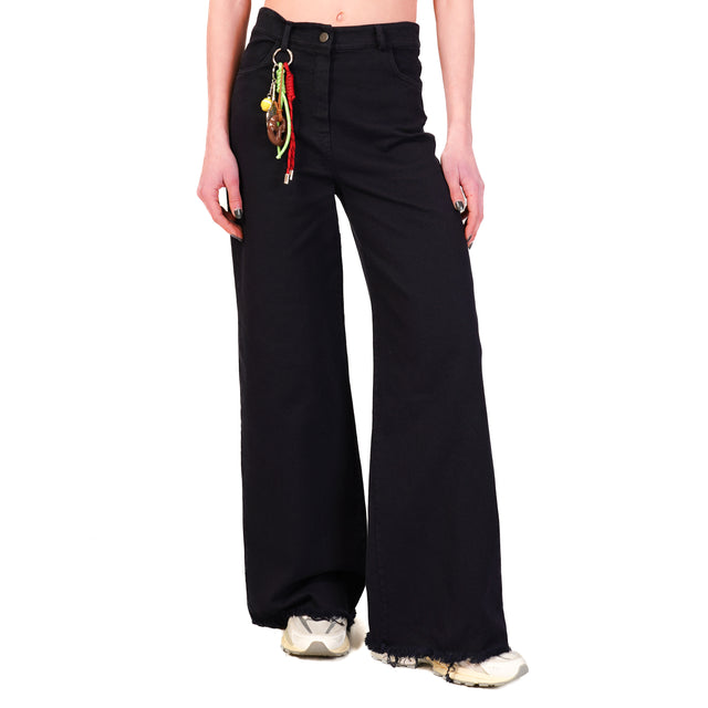 Tensione in-Pantalone palazzo sfrangiato con charms - blu