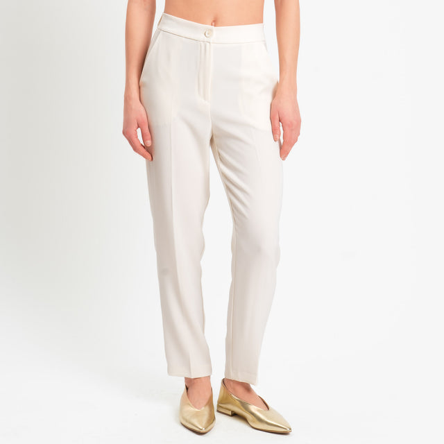 Tensione in-Pantalone straight elastico dietro tessuto fluido - latte
