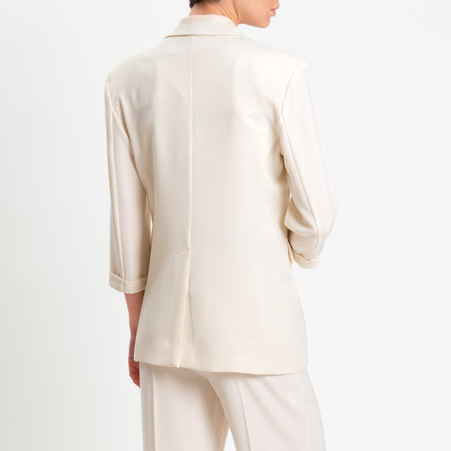 Tensione in-Giacca due bottoni tessuto fluido - latte