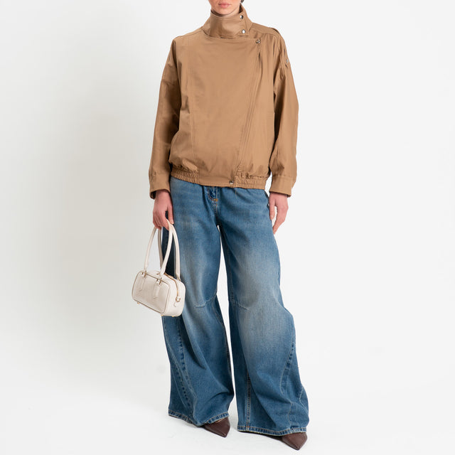 Tensione in-Bomber in cotone chiusura asimmetrica - camel