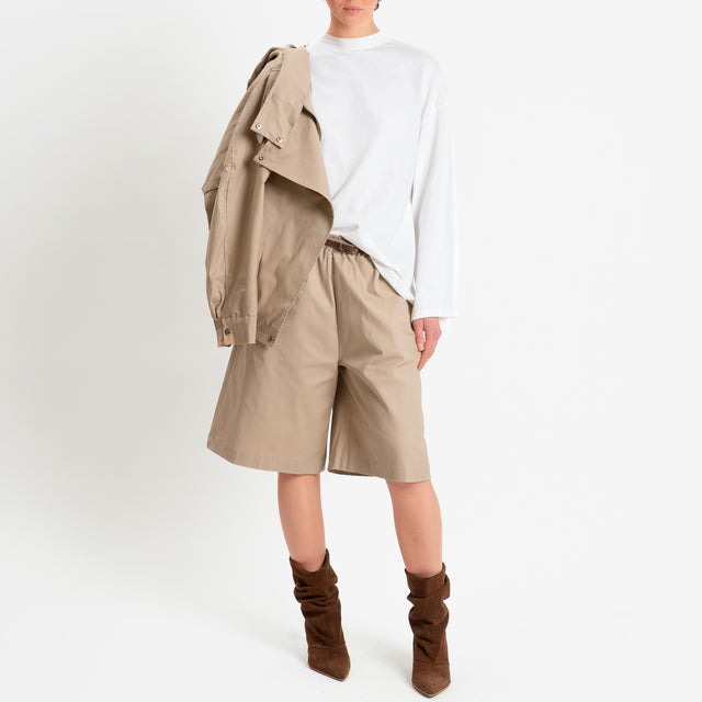 Tensione in-Bermuda in cotone elasticizzato - safari