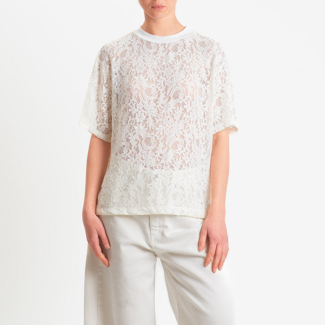 Tensione in-T-shirt girocollo in pizzo - burro