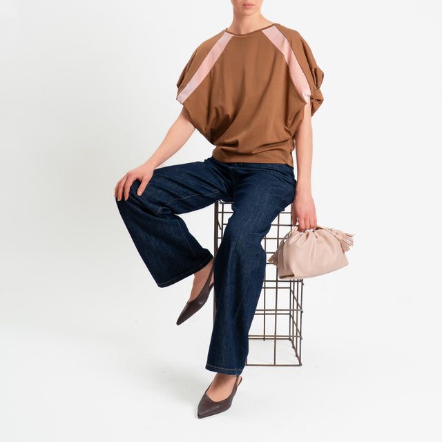 Tensione in-T-shirt bicolore - cammello/rosa