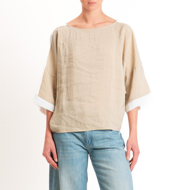 Tensione in-Blusa over bicolore - sabbia/panna